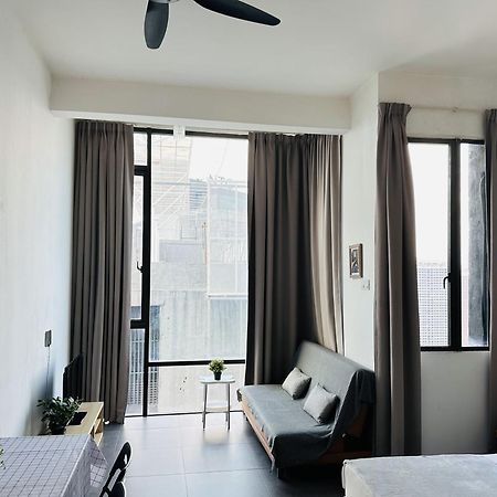 Five Studio - Empire Damansara Petaling Jaya Extérieur photo