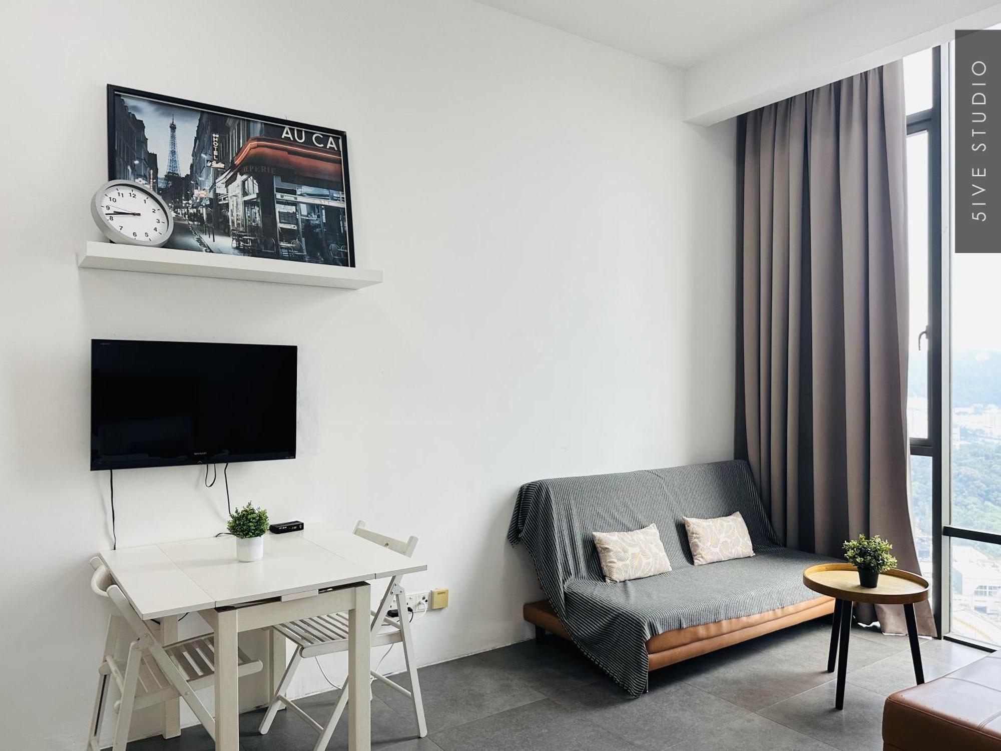 Five Studio - Empire Damansara Petaling Jaya Extérieur photo