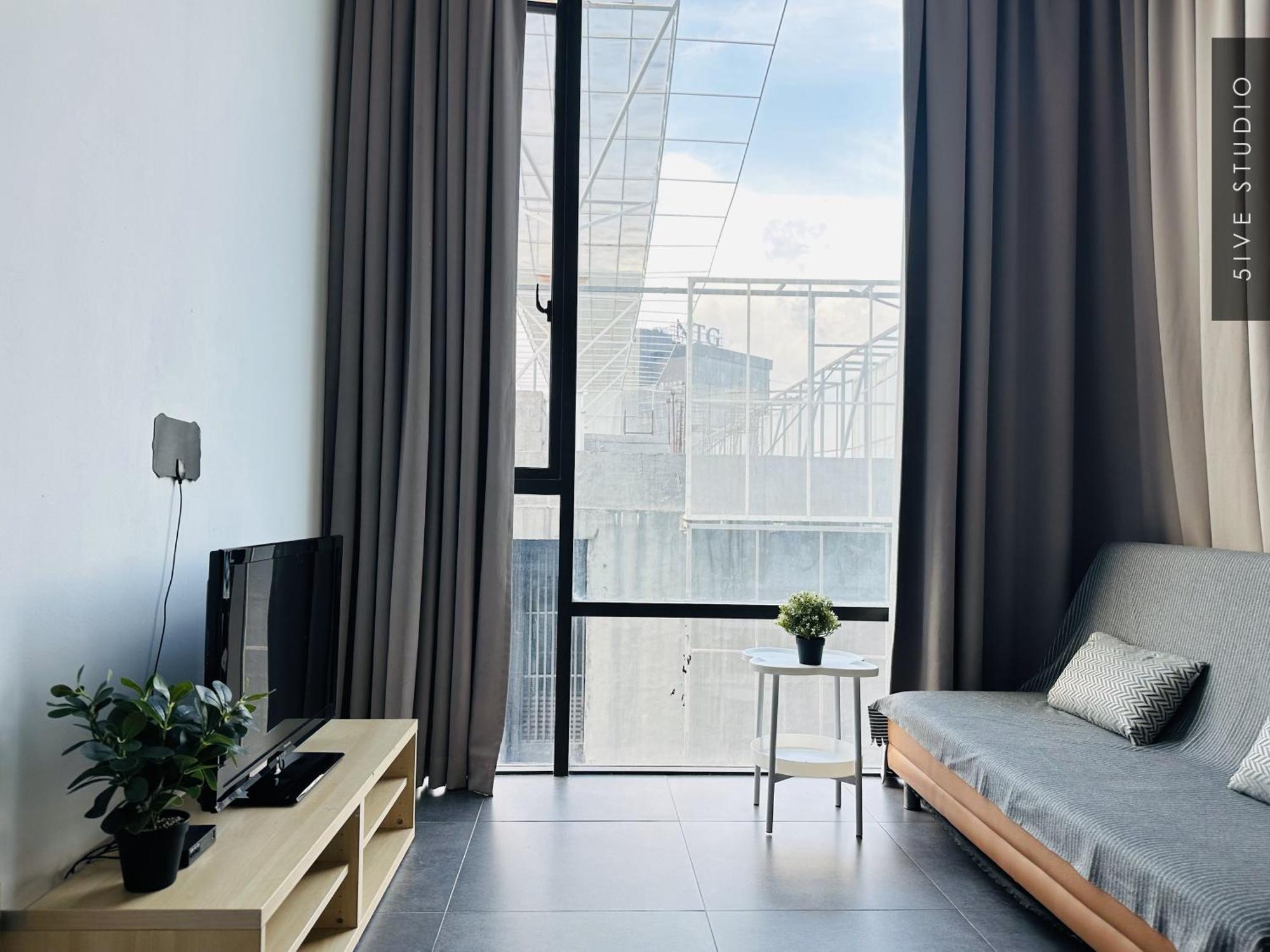 Five Studio - Empire Damansara Petaling Jaya Extérieur photo