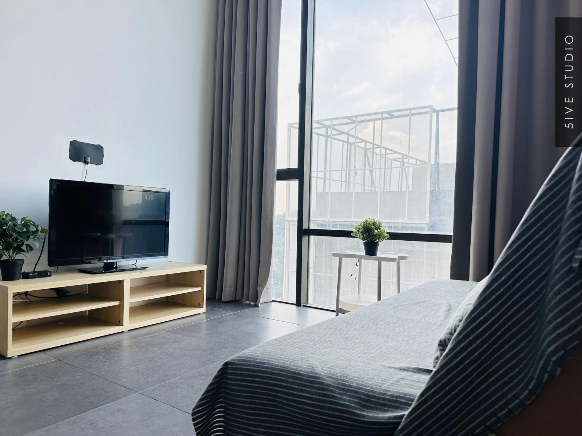 Five Studio - Empire Damansara Petaling Jaya Extérieur photo