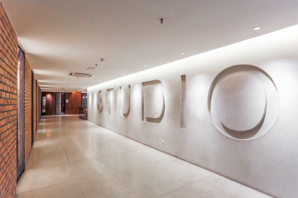 Five Studio - Empire Damansara Petaling Jaya Extérieur photo